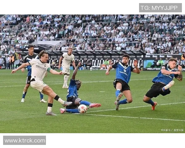 拉齐奥与尤文图斯激战正酣谁能在意甲赛场笑到最后