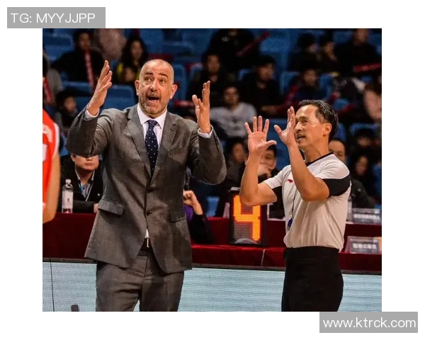 亚特兰大老鹰与国王激战正酣谁能在这场对决中笑到最后